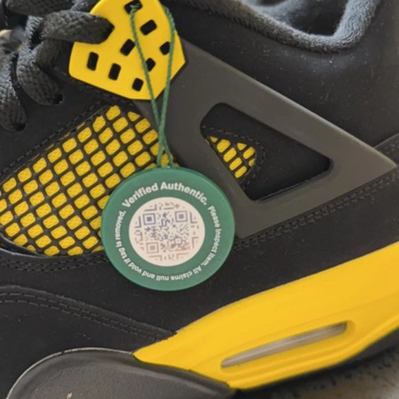 Brand new Jordan 4 main image 9